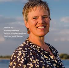 Verdrietig nieuws Mijn collega en medeoprichter van Leefstijlcoaching de  Betuwe, Lianne van den Dungen is na een dappere strijd waarin haar  levenslust tot het laatst bleef bestaan, op 16 juni jl overleden.