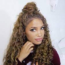 15 Of The Best Quick Hairstyles For Curly Hair Super Curly Hair Curly Hair Styles Curly Hair Styles Naturally