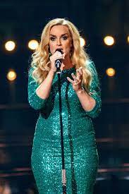 We are assured of many great performances, where she will perform her beautiful voice. Festival Van Het Levenslied In Den Bosch Met Samantha Steenwijk En Django Wagner Foto Bd Nl