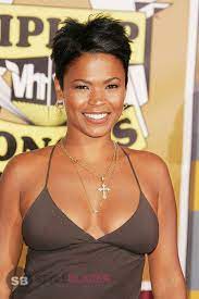 Nia Long S Best Hair Moments Throughout The Years Nia Long Attractive Women Black Beauties