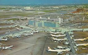 Great Vintage 1966 Shot Of Miami Intl Northeast Airlines 727 Pan Am 707 National Airlines 727 Dc 8 National Airlines Miami Airport Vintage Airlines
