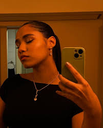 Elisa Bender (@elisaluzb) • Instagram photos and videos