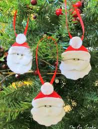 Allez, c'est le temps de faire des bricolages de noël faciles! Decoration Sapin De Noel Faire Soi Meme Ornements En Feutre Weihnachtsbasteln Handgefertigte Weihnachtsdekorationen Weihnachtsschmuck Diy