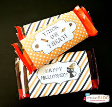 Printable snowman candy bar wrappers from laurie furnell last christmas my kids made snowman and santa candy bars as gifts for their cousins. Halloween Printable Candy Bar Wrappers Today S Creative Life
