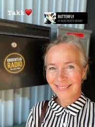 Et lite skisseglimt av "pålegg av gitar" på albumet jeg jobber med "Sound  of Freya"..Fantastiske Børge Petersen- Øverleir. Jeg kan ikke for det