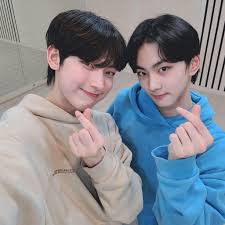 June 24, 2003 zodiac sign: 201111 Weverse Moment Sunoo Jungwon Enhypen