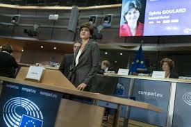 Ylva johansson waiting for train. Rotten Tomatoes Or Standing Ovations Commissioners Hearings Reviewed Politico