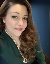 Allie Campanelli's Instagram, Twitter & Facebook