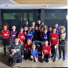 Marcus rashford has become one of the most famous young men in the united kingdom over the so what new things have we learned about marcus from you are a champion? Erinnerungen An Hunger Als Kind Getrieben Habe Marcus Rashford Zu Liefern Die Verpflegung In Der Schule Kampagne Aktuelle Boulevard Nachrichten Und Fotogalerien Zu Stars Sternchen