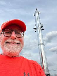 Hi all! I am a long time member of Facebook but knew this group. Today I  experienced my first launch of a bigrocket, but not just any big rocket,  the biggest and