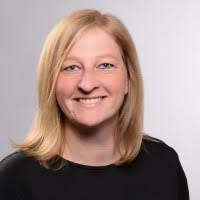 Vanessa Linder's Instagram, Twitter & Facebook