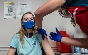 El proceso de vacunación elaborado por el ministerio de salud se realizará de manera gradual y progresiva, de acuerdo a la cantidad de dosis que vayan llegando al país. Moderna Anuncia Que Su Vacuna Es Efectiva En Ninos De 12 Anos Ciencia