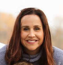 Laura Mcateer's Instagram, Twitter & Facebook