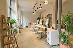 Soyez également attentif à ce que votre pièce reste pratique. Salon De Coiffure Tous Les Conseils Pour Le Renover