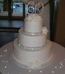 Maybe you would like to learn more about one of these? 35 Amazing 60th Wedding Anniversary Gift Ideas With Images 60 Wedding Anniversary Cake Wedding Anniversary Cakes 60th Anniversary Cakes