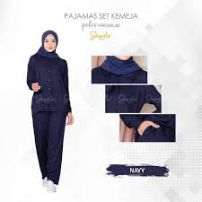 Menggunakan baju tidur yang nyaman, seperti dari jenis kain katun rayon dan bahan satin apple, bisa membuat tidur anda lebih berkualitas. Baju Tidur One Set Baju Tidur Tangan Panjang Pajamas Sakeena Set Kemeja Polos Lengan Panjang Katun Rayon Dewasa Terbaru Agustus 2021 Harga Murah Kualitas Terjamin Blibli