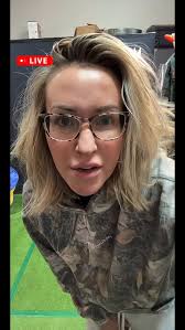 LIVE dog training session. , Come hang out with us LIVE starting October  1st for our virtual learning event all about heeling! , Click the link in  my bio to register!