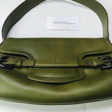 Salvatore Ferragamo Olive Green Leather Shoulder Bag Purse In 2020 Green Handbag Leather Satchel Handbags Pu Leather Bag