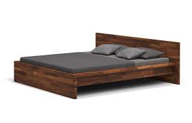 Finden sie ihr neues bett aus massivholz ► individuell nach maß nachhaltiges material kostenlose lieferung jetzt massivholzbett selbst konfigurieren! Pin Auf Haus