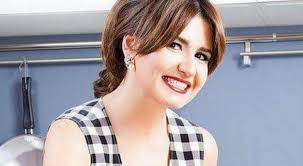 احتفلت الفنانة هنا شيحة، بعيد ميلادها الـ35 مع محمود شاهين نجل شقيق الفنانة إلهام شاهين. Ù…ÙˆÙ‚Ø¹ Ø®Ø¨Ø±Ù†ÙŠ Ø¥Ù„Ù‡Ø§Ù… Ø´Ø§Ù‡ÙŠÙ† ØªØªØ±Ø§Ø¬Ø¹ Ø¹Ù† ØªØµØ±ÙŠØ­Ù‡Ø§ Ø­ÙˆÙ„ Ù‡Ù†Ø§ Ø´ÙŠØ­Ø©