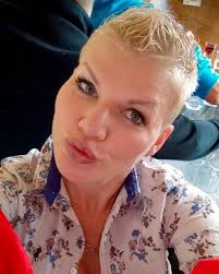 Melanie melli müller (born 10 june 1988) is a german television personality, model and from 2005 to 2009, müller, who was born in oschatz, trained as a restaurant specialist and a bartender.1. Melanie Muller Photos Facebook