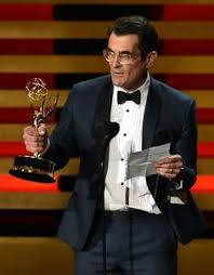 Between the combination of the anatomy and absolutely wonderful conditions, the shape is supposed to look like the front feet of a camel. 8 Ty Burrell Ideas Modern Family Phil Dunphy Phil