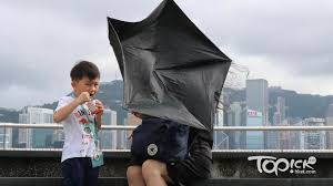 三號強風信號 （英語： strong wind signal no.3 ），是 香港熱帶氣旋警告信號 的其中一級，一般市民俗稱為 三號風球 。 高一級的信號為 八號烈風或暴風信號 ，低一級為 一號戒備信號 。 448a0lzhsfrvym