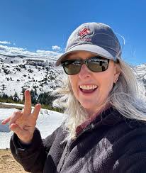 Holly Colt (@hollycolt) • Instagram photos and videos