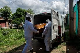 Health workers in brazil's largest state are begging for help and oxygen supplies after an explosion of covid deaths and infections that one official. Angka Kematian Akibat Covid 19 Di Brazil Tertinggi Ketiga Di Dunia Ini Kisah Pengantar Jenazah Halaman All Kompas Com