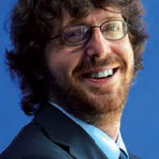 42 Experts and Their Best Strategy to Define Actionable KPIs