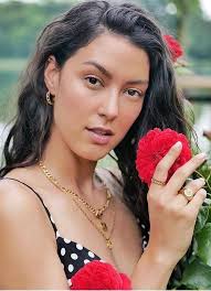 Rebecca mir news, gossip, photos of rebecca mir, biography, rebecca mir boyfriend list 2016. Rebecca Mir Facebook