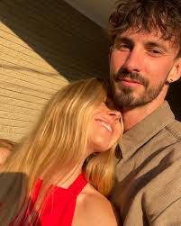 Hannah Sorrells's Instagram, Twitter & Facebook