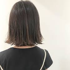 産後におすすめの髪型24選 手入れが楽でおしゃれなヘアスタイルをご紹介 folk 産後 抜け毛 ヘアスタイリング ヘアスタイル