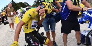 His tour de france dream had come to an end in the vosges mountains as he collapsed after the finish, consoled by his waiting teammates. Tour De France Alaphilippe Cede De Peu Le Maillot Jaune Teuns S Impose A La Planche