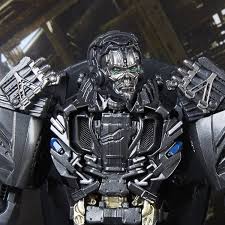 That's lockdown in one word. Amazon Com Transformers Studio Series 11 Deluxe Class Movie 4 Lockdown Toys Games