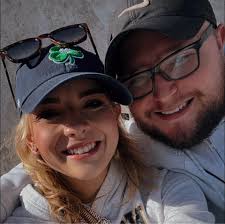 What are good restaurants near the Lerner in Elkhart?