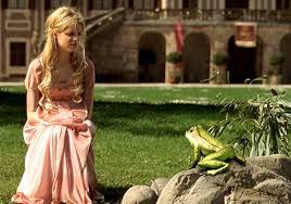 Und so können die brüder ihren vater am ende doch mit ihren schätzen überraschen. Tischlein Deck Dich 1 Bruderchen Und Schwesterchen 2 Froschkonig 3 Konig Drosselbart 4 Frau Holle 5 Das Tapfere Scheiderlein 6 Kritik Zum Film Tittelbach Tv