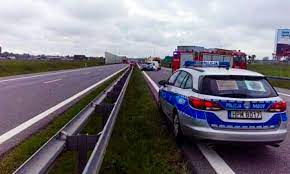 Do zdarzenia doszło dzisiaj około godziny 14:30 na drodze krajowej nr 8 w okolicy miejscowości. Zambrow Wypadek Na Obwodnicy Dacia Uderzyla W Ciezarowke I Stanela W Plomieniach Gazeta Wspolczesna