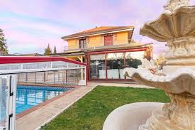 Superbe Villa Individuelle Avec Piscine 7 Rooms 180 M2 In Meyrin