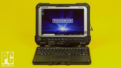 ノートPCスタイル時のタフブックG2（AI 生成）