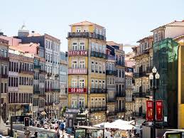 Veja também a informação que a câmara municipal do porto disponibiliza sobre trânsito e ainda as melhores fotos e vídeos sobre tudo o que acontece. Where To Stay In Porto Portugal Our Porto Accommodation Guide
