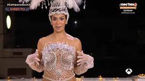 Vestido Cristina Pedroche: Sorpresa en las campanadas con un vestido hecho de leche materna