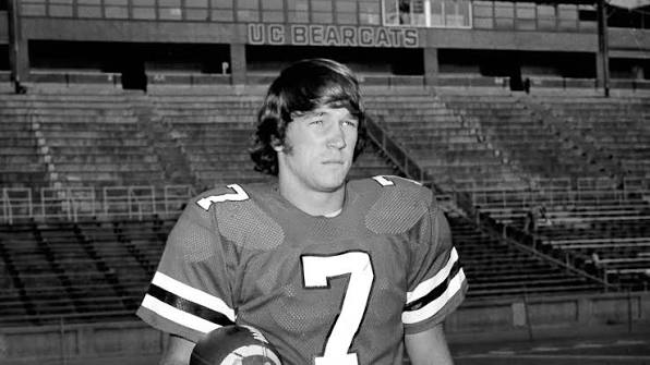 Kelly Humbled By Hall Of Fame Honor - University of Cincinnati Athletics -  Official Athletics Website