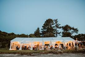 Marquee Wedding Venue Waiheke Island Beach Wedding Honeymoon Bay My Waiheke Photo Frank Peggy Www My Marquee Wedding Venues Honeymoon Bay Waiheke Island
