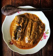 Hiris nipis bawang merah kecil, bawang putih dan halia. Lauk Pauk Pajeri Terung Kak Yan By Azian Hasan
