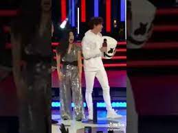 You watch the latest video from marshmello (@marshmellomusic). Wie Marshmellow Ohne Maske Aussieht Youtube