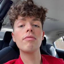 cody diaz (@codydiazz)