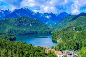 Maybe you would like to learn more about one of these? Alpsee At Neuschwanstein And Hohenschwangau Castle Lake Near Fuessen In Beautiful Mountain Scenery Of Allgaeu Bavaria Germany Stock Image Image Of Alps Allgacurren 174430683