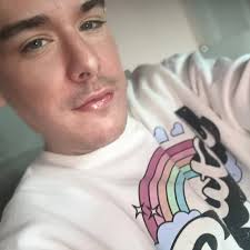 Paparazzi latest photos of Jennifer Aniston without makeup confirms what we  all suspected... Photos the comments! 👇👇👇