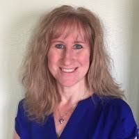 Cindy Averill's Instagram, Twitter & Facebook